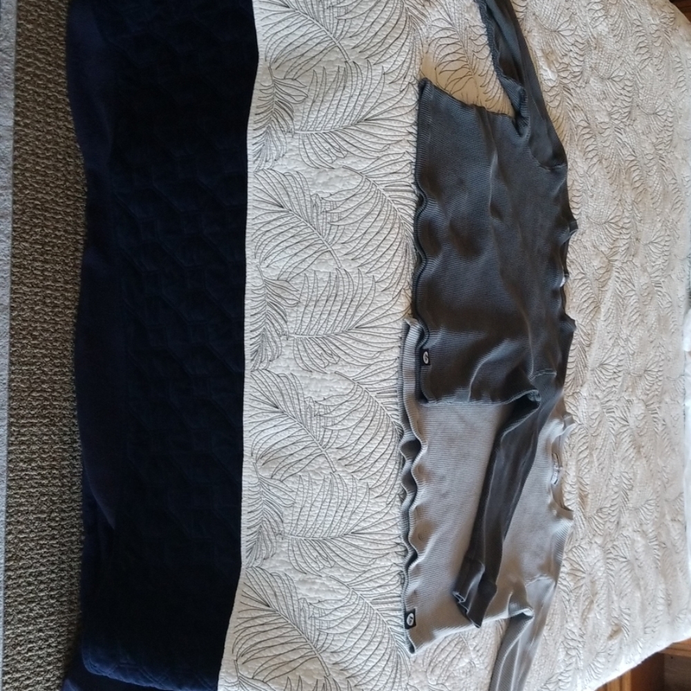 2 XXL American giant thermals